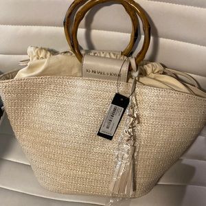 Kendall + Kylie off white medium straw tote